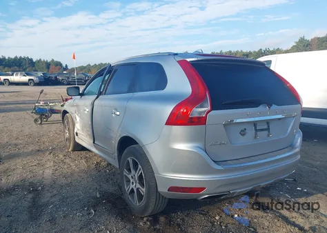 2014 Volvo Xc60 T6/T6 Platinum/T6 Premier Plus/T6 R-Design/T6 R-Design Platinum/T6 R-Design Premier Plus z USA, uszkodzony, nr VIN YV4902DZXE2533381